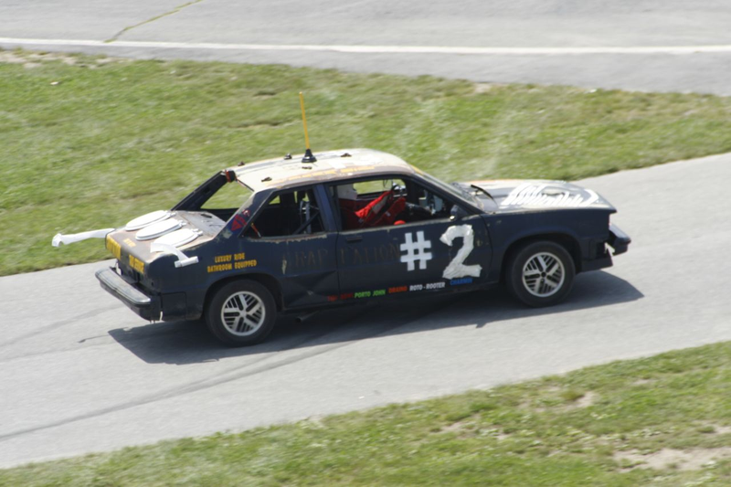 Illustration for article titled The 24 Hours Of LeMons New England 2009 Über Gallery, Part 2